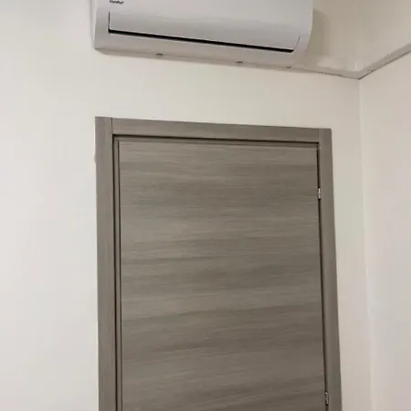 Zangaro Корильяно-Калабро